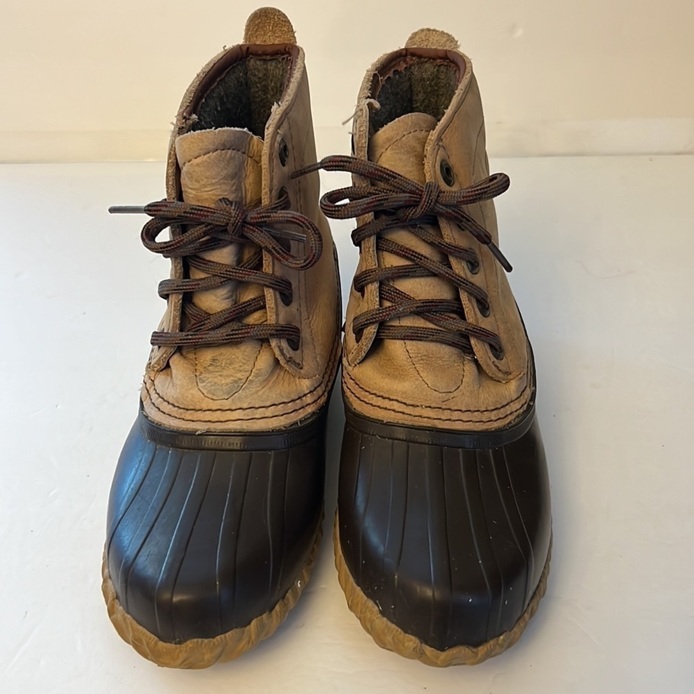 Women’s Sorel Leather Rubber Boots Handcrafted in Canada Wool Lined Size 6 - Picture 2 of 11